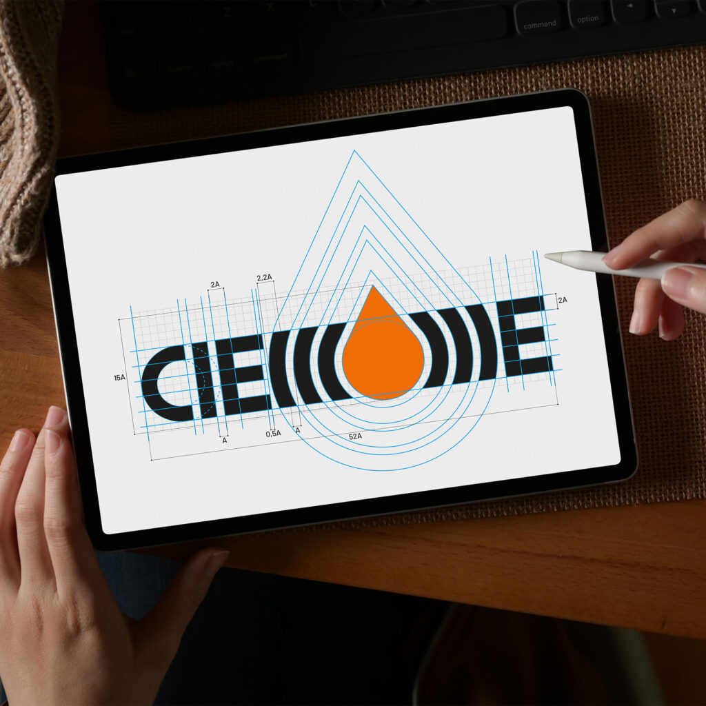 CIEMME PRÉSENTE LE NOUVEAU LOGO DE LA SOCIÉTÉ)